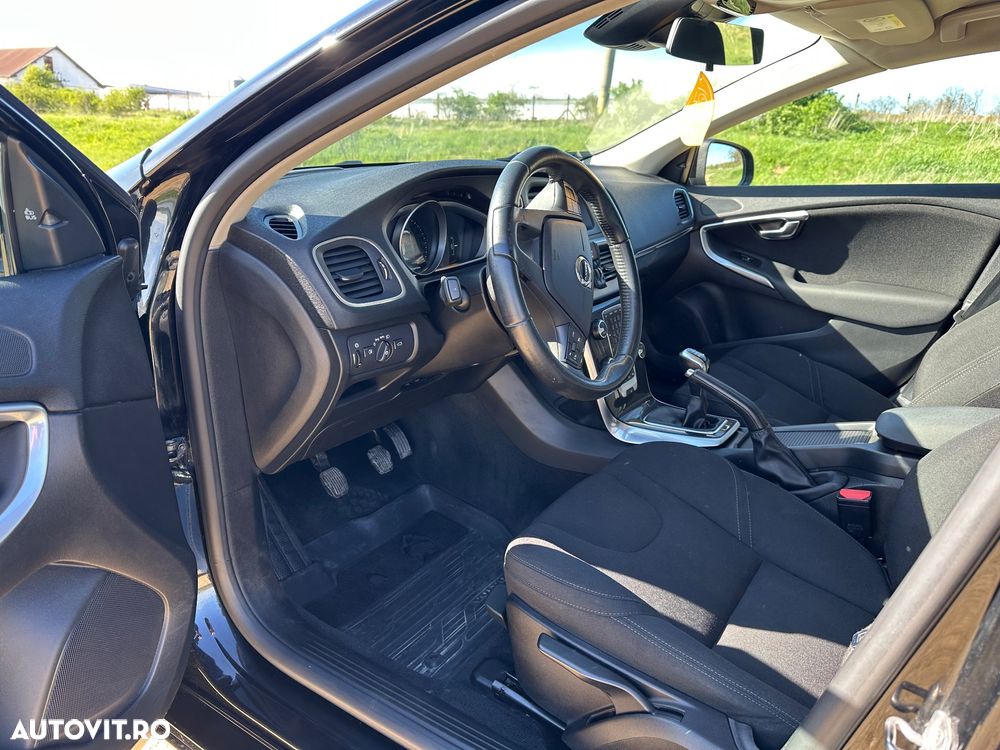 Volvo V40 D2 DRIVe Basic - 10