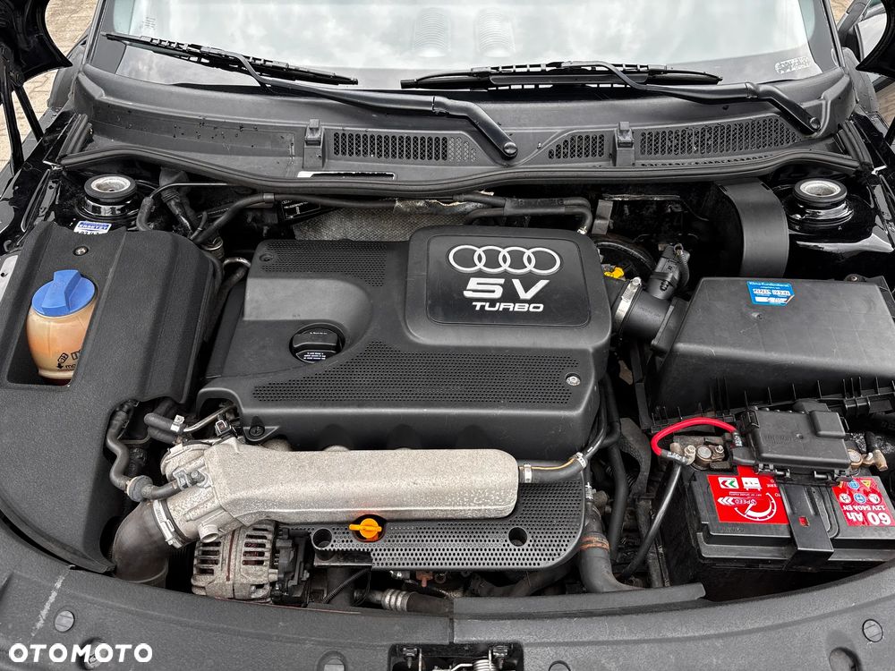 Audi TT Coupé 1.8T - 24