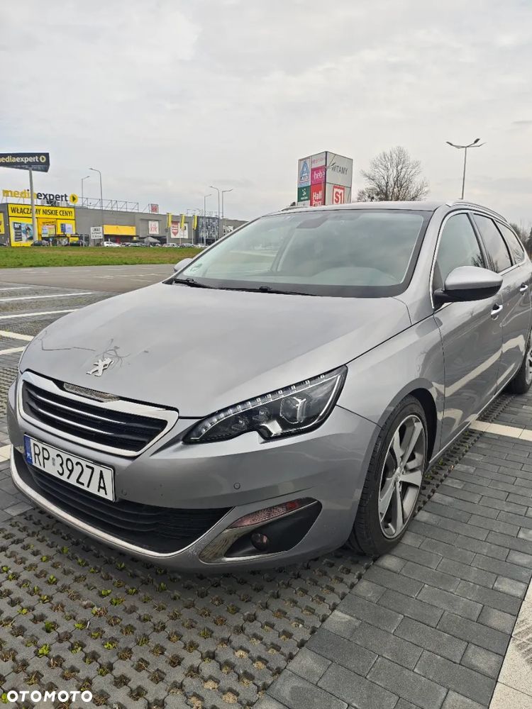Peugeot 308 2.0 Blue HDi Allure S&S - 4