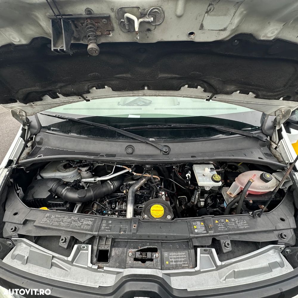 Renault Master DOKA 2.3 dCi / 7 locuri / Climă / Cârlig remorcare - 10