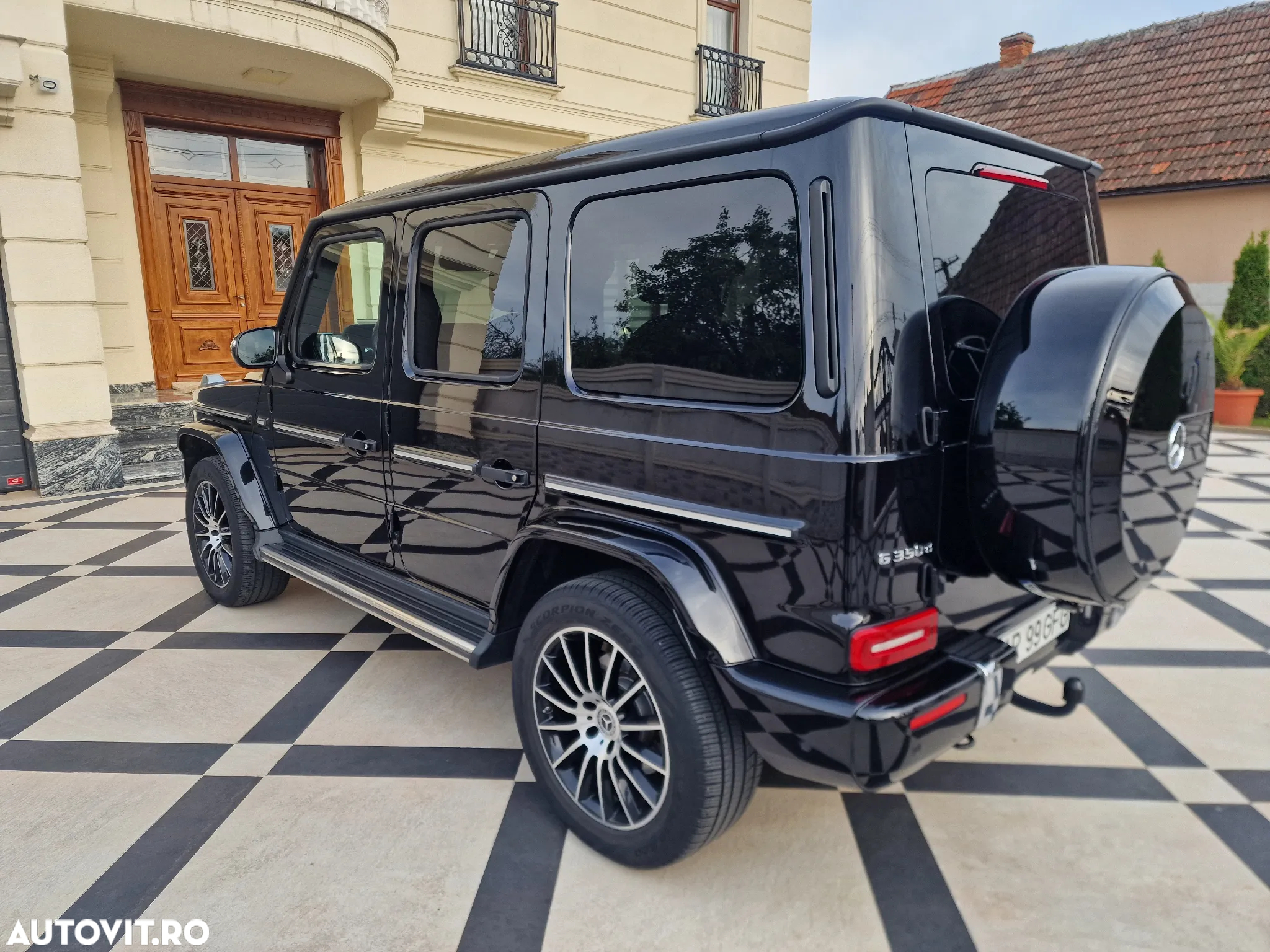 Mercedes-Benz G 350 d 9G-TRONIC AMG Line - 2