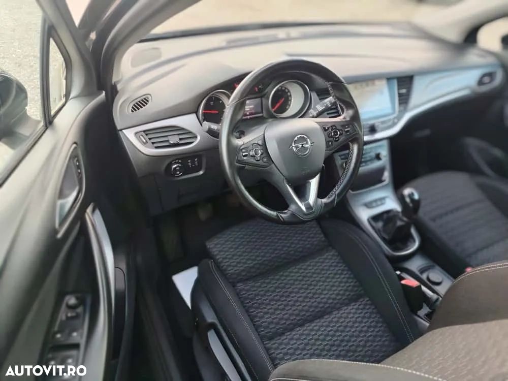 Opel Astra 1.6 D Start/Stop Sports Tourer Edition - 10