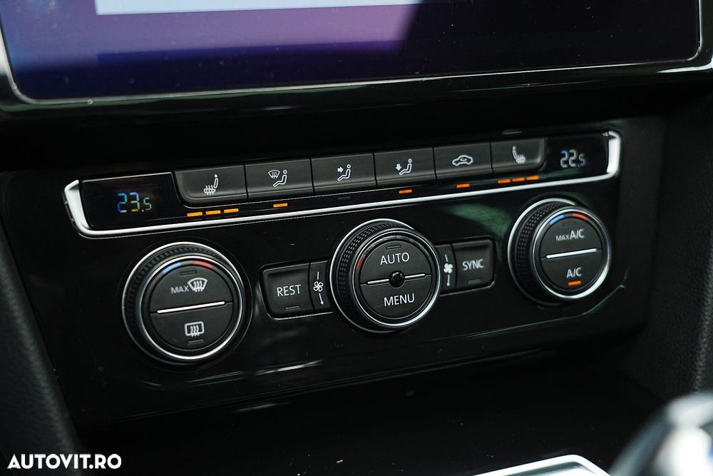 Volkswagen Passat 1.4 TSI Plug-In-Hybrid DSG GTE - 38