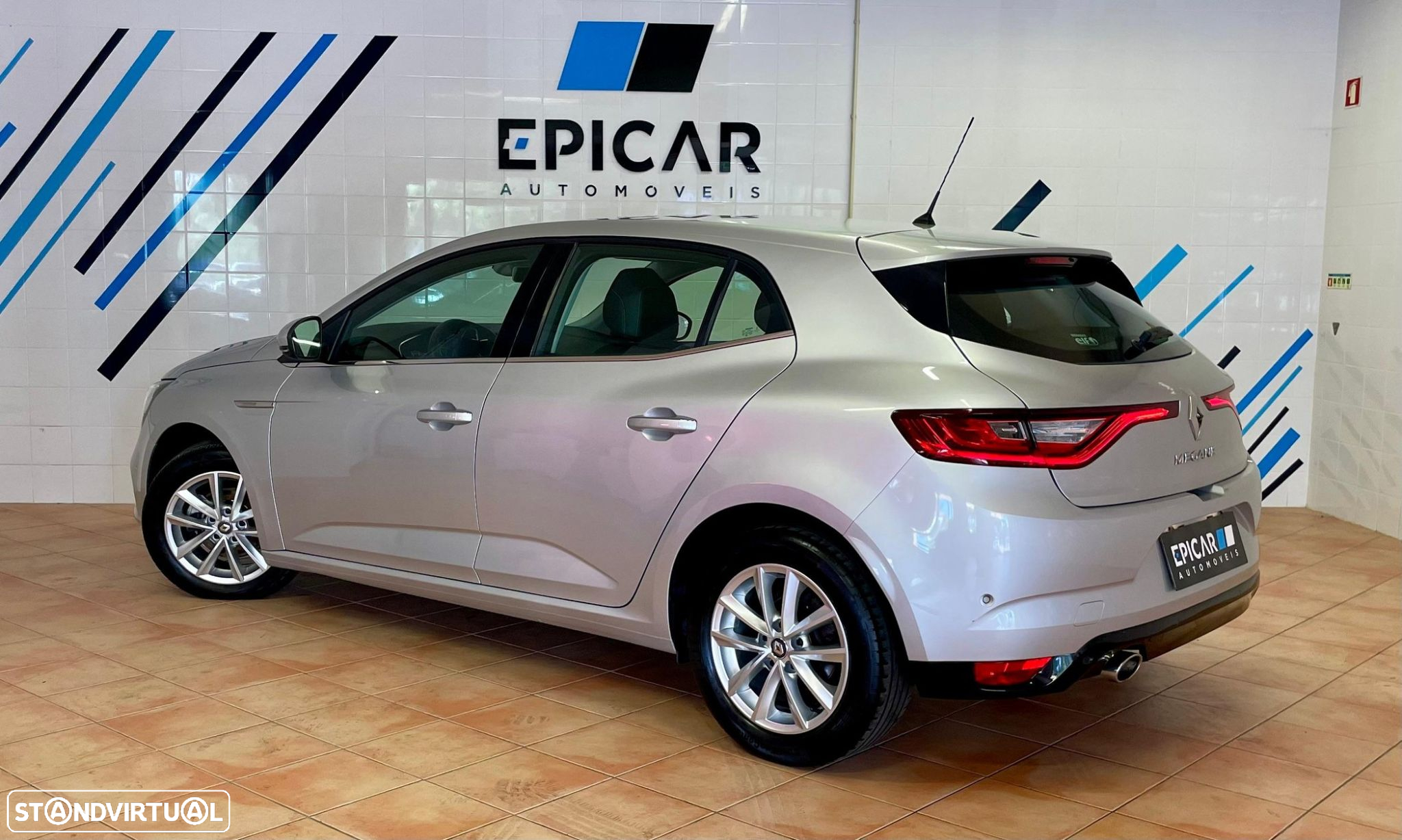Renault Mégane ENERGY TCe 130 INTENS - 11
