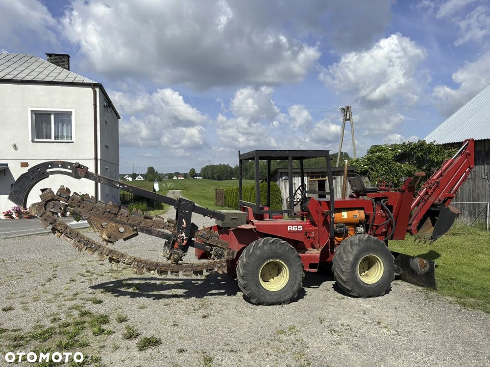 Ditch Witch r65 - 2