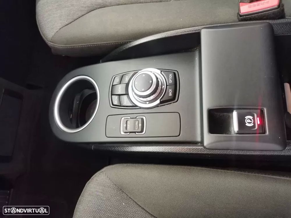 BMW i3 (60 Ah) - 17