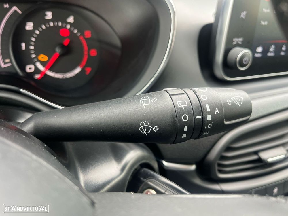 Fiat Tipo Station Wagon 1.3 M-Jet Lounge - 31