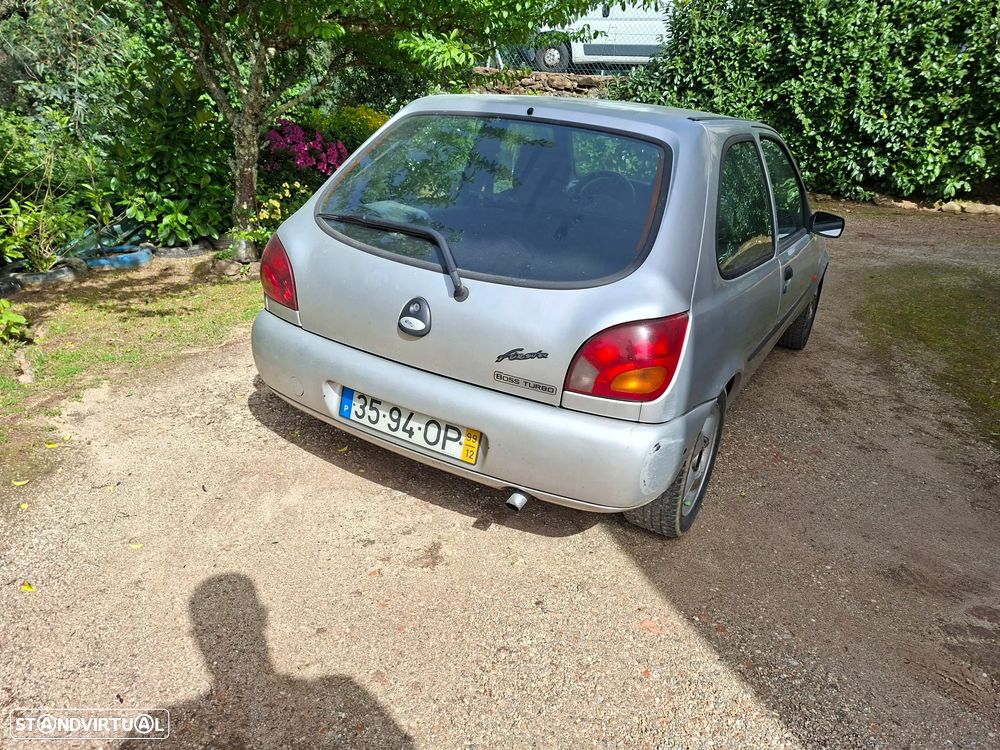 Ford Fiesta 1.8 TDdi Studio - 5