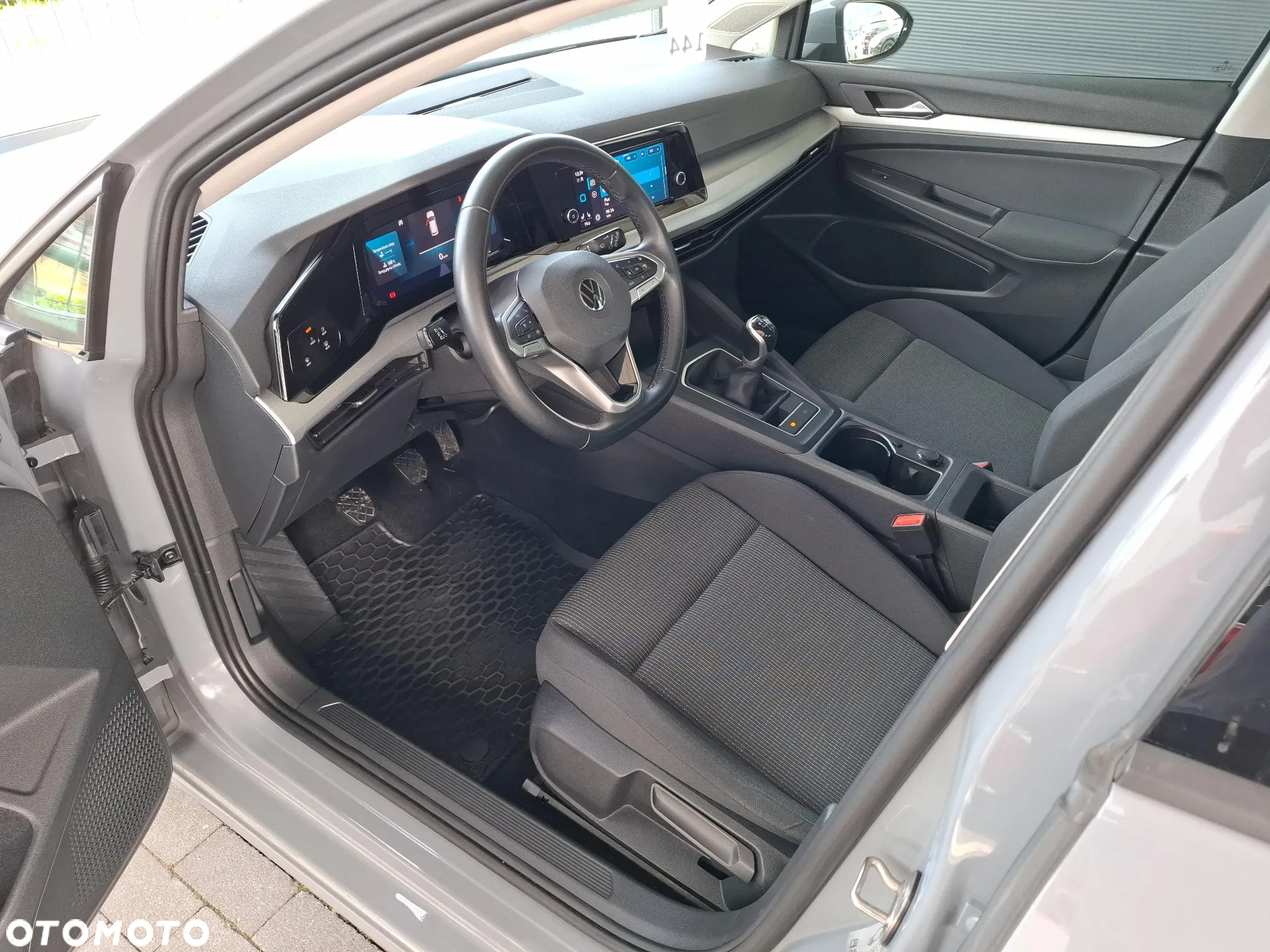 Volkswagen Golf VIII 1.0 TSI - 14