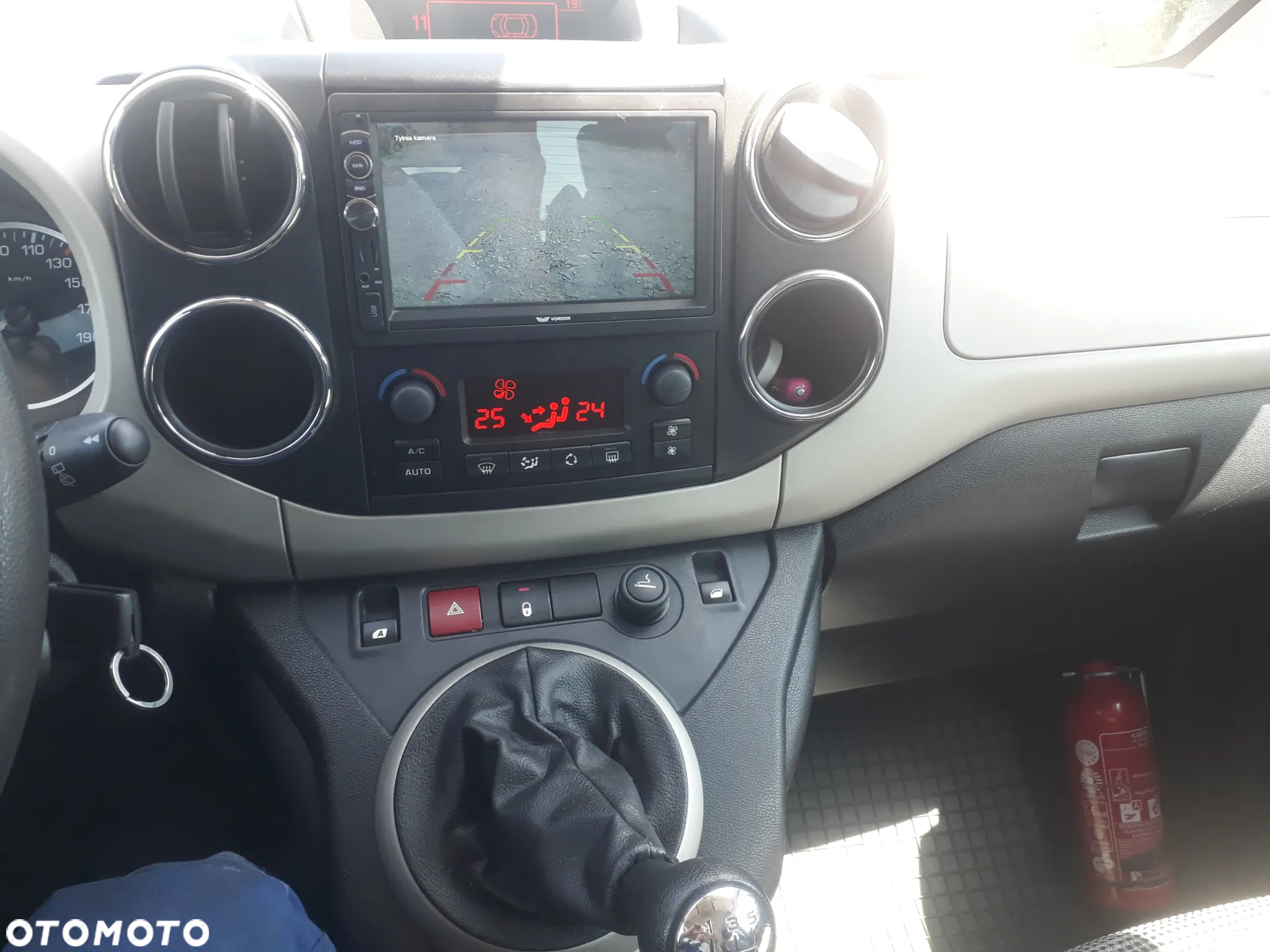 Peugeot Partner Tepee e-HDi FAP 90 2-Tronic Stop&Start Tendance - 9