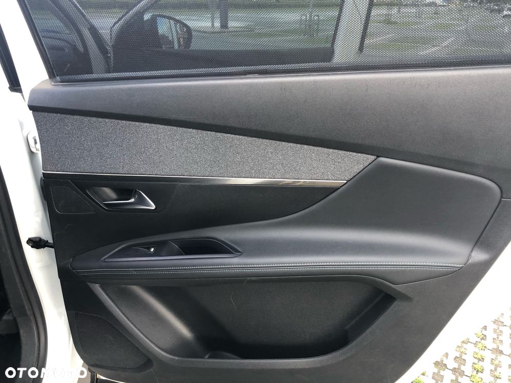 Peugeot 5008 1.2 PureTech Crossway S&S EAT8 - 18