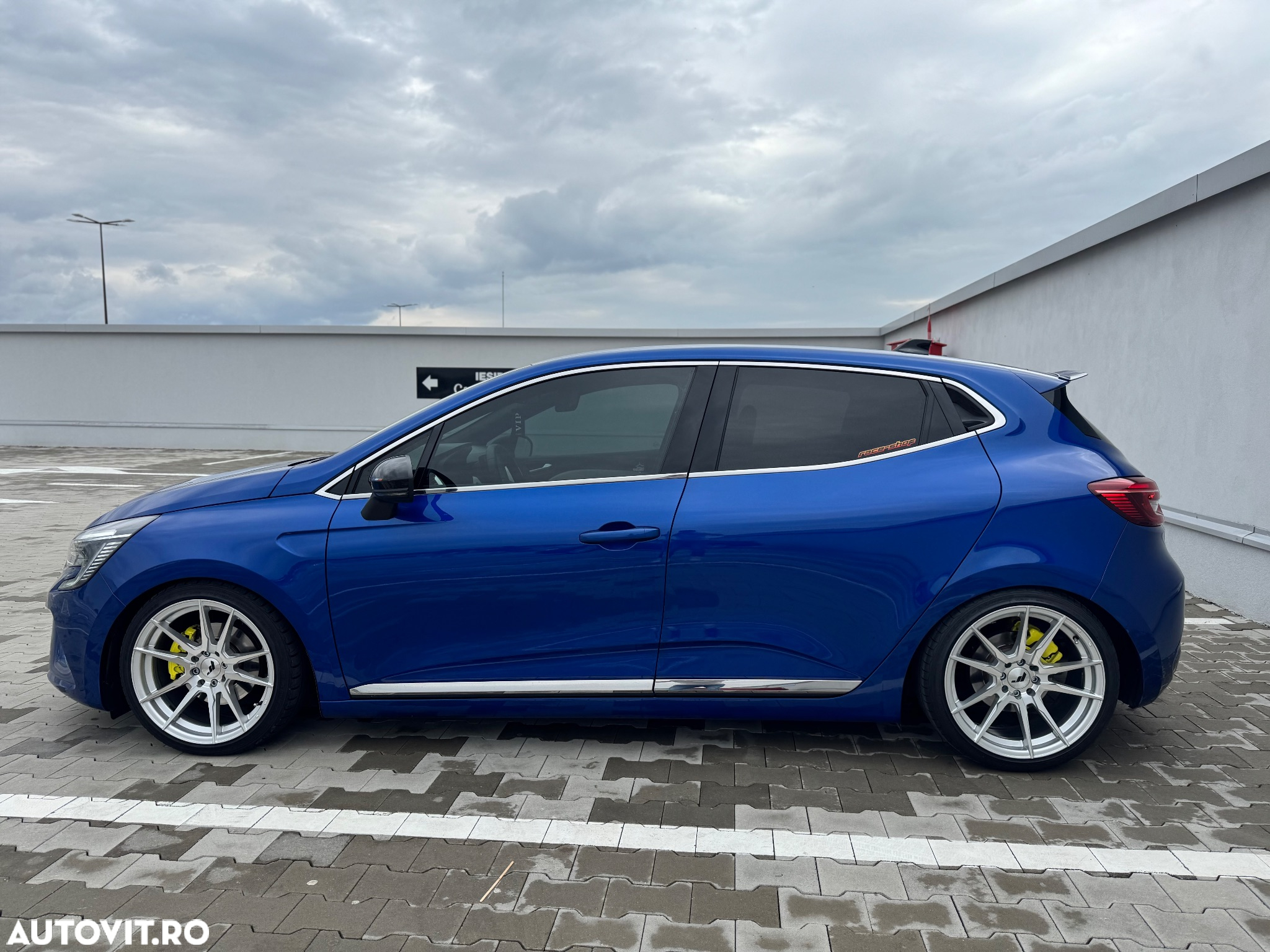 Renault Clio V Blue dCi 100 Evolution - 12