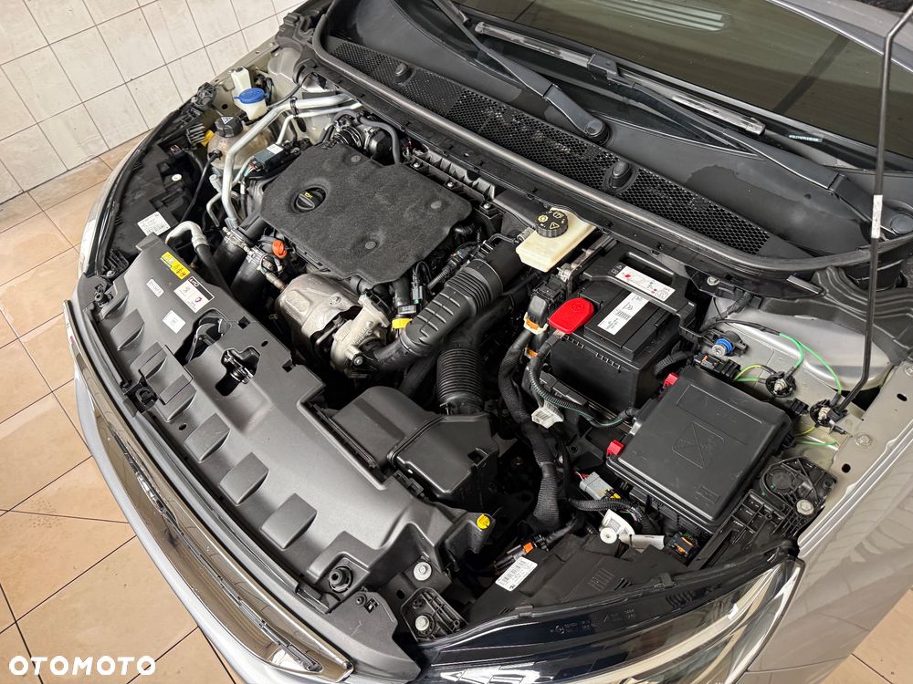 Peugeot 308 1.5 BlueHDi Active S&S EAT8 - 22