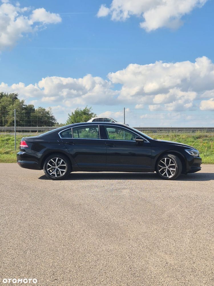 Volkswagen Passat 2017 photo 2