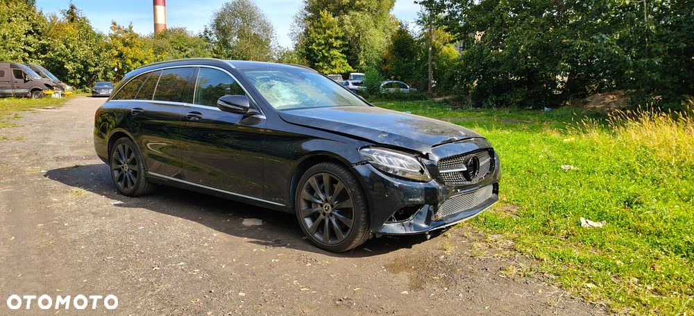 Mercedes-Benz Klasa C 300 de 9G-TRONIC - 8