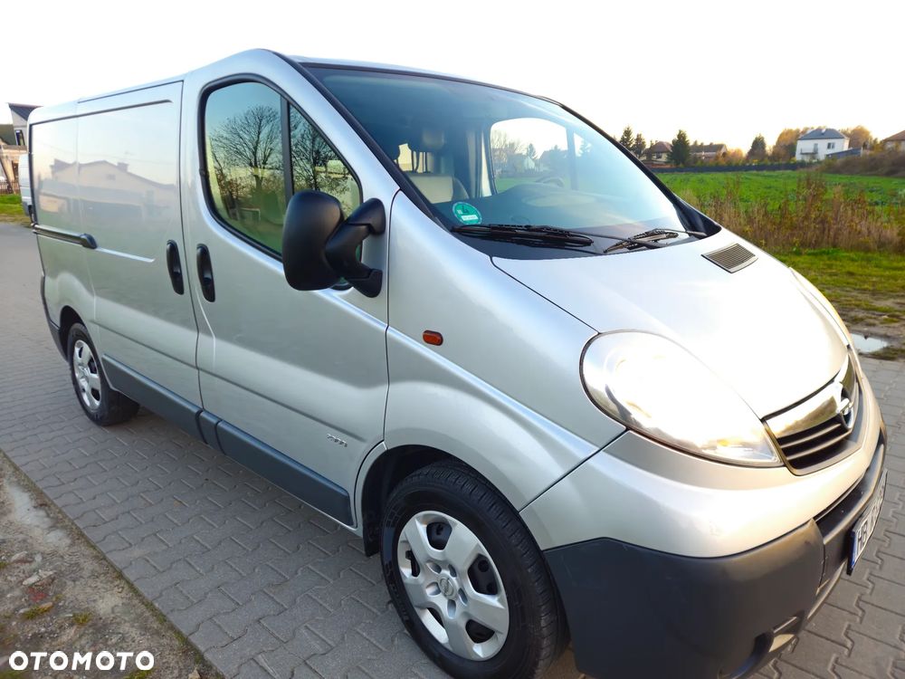 Opel VIVARO 2.0 cdti KLIMATYZACJA - 15