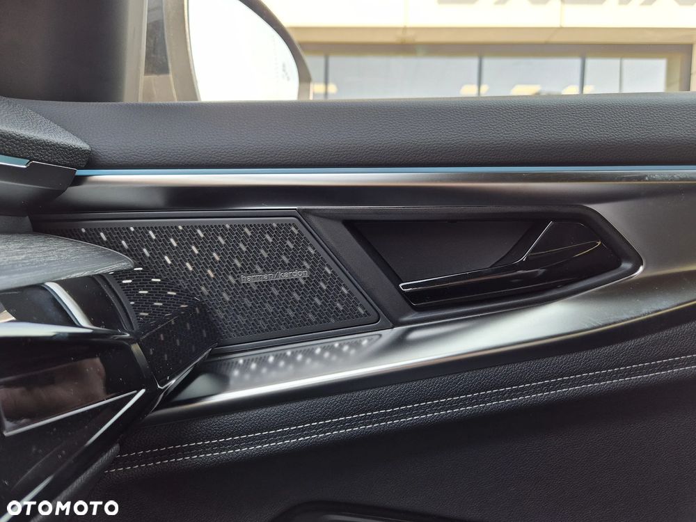 Renault Austral 1.2 E-Tech Full Hybrid 200 Iconic MMT - 17