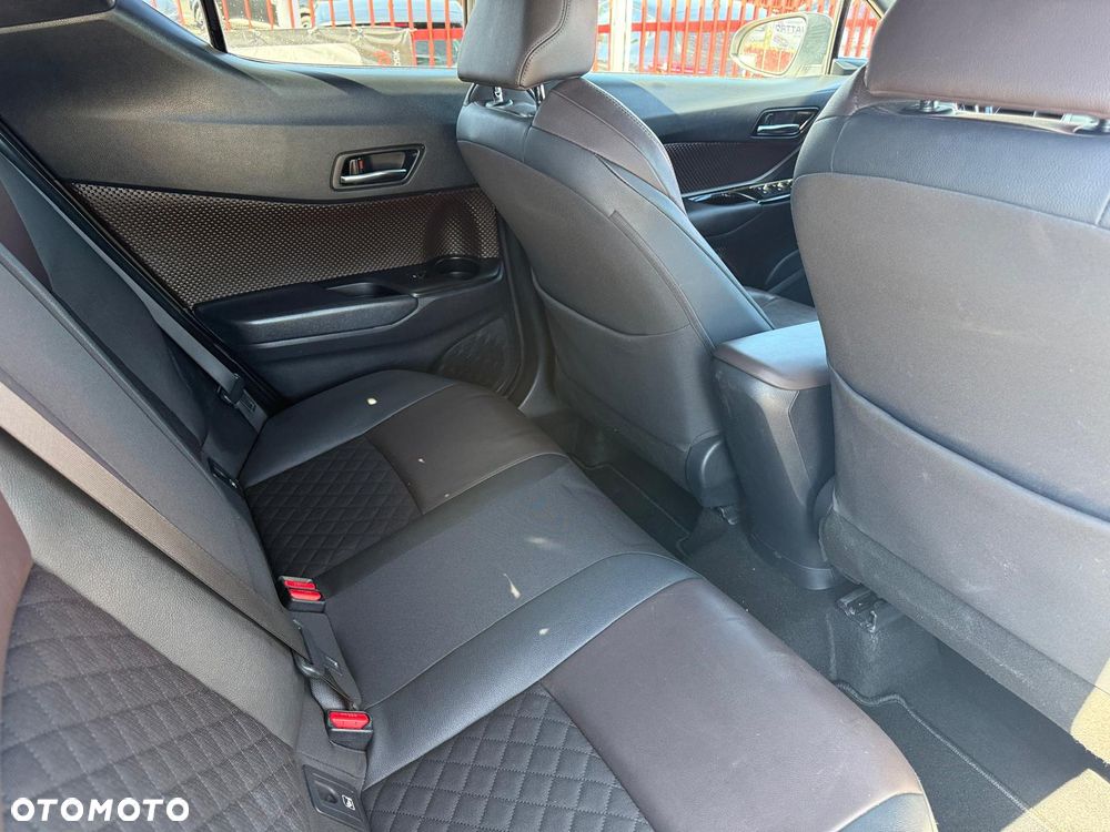 Toyota C-HR 1.2 Turbo Flow - 11