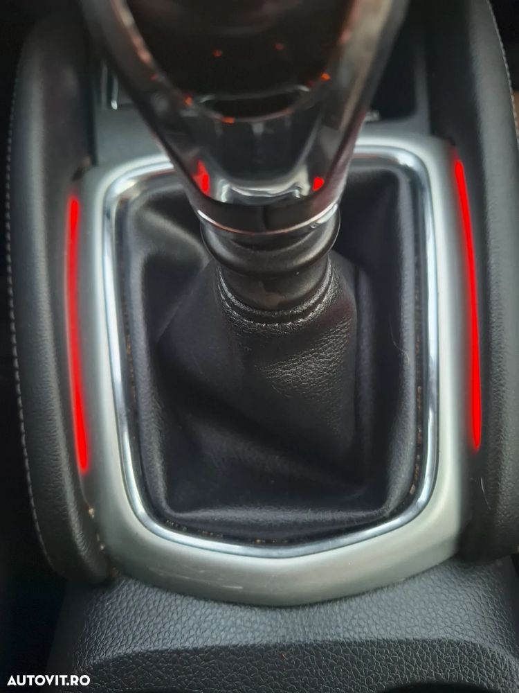 Nissan Qashqai 1.5 DCI Start/Stop Tekna - 29