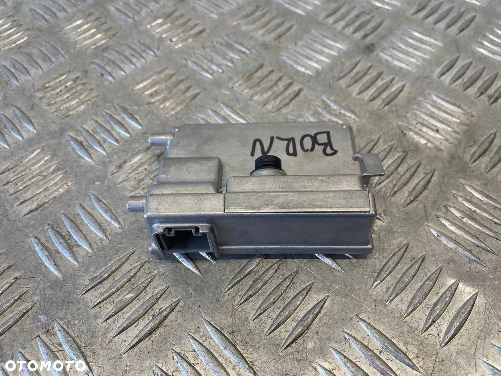 KAMERA PRZÓD ASYSTENTA PASA RUCHU CUPRA BORN SKODA ENYAQ 1EA980654P - 8