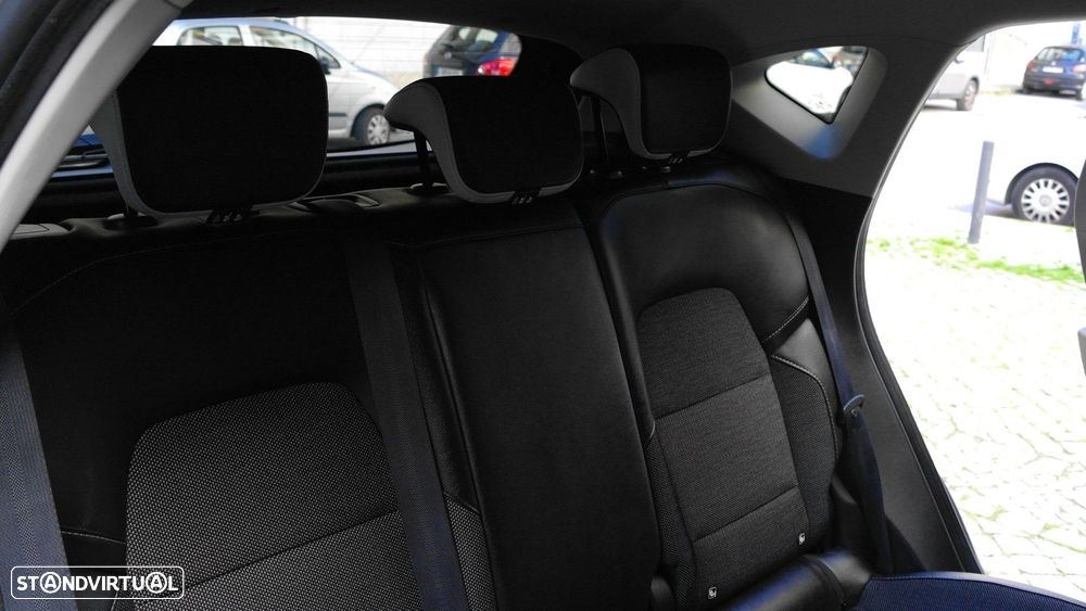 Renault Captur 1.0 TCe Techno - 19