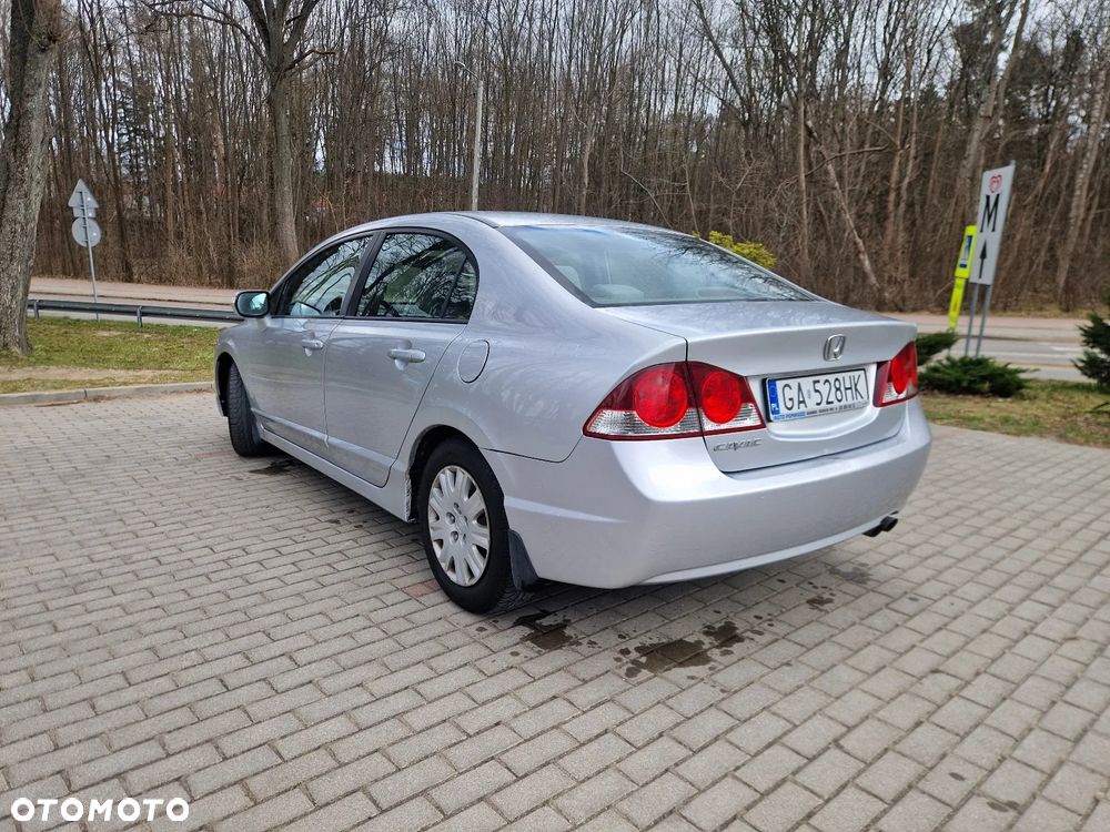 Honda Civic 1.8 Comfort - 3
