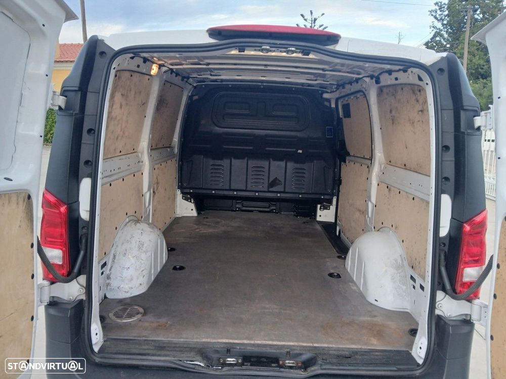 Mercedes-Benz Vito 114 CDI LANG HA - 12