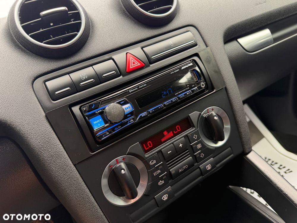 Audi A3 Sportback 2.0 TDI Ambiente S tronic - 22