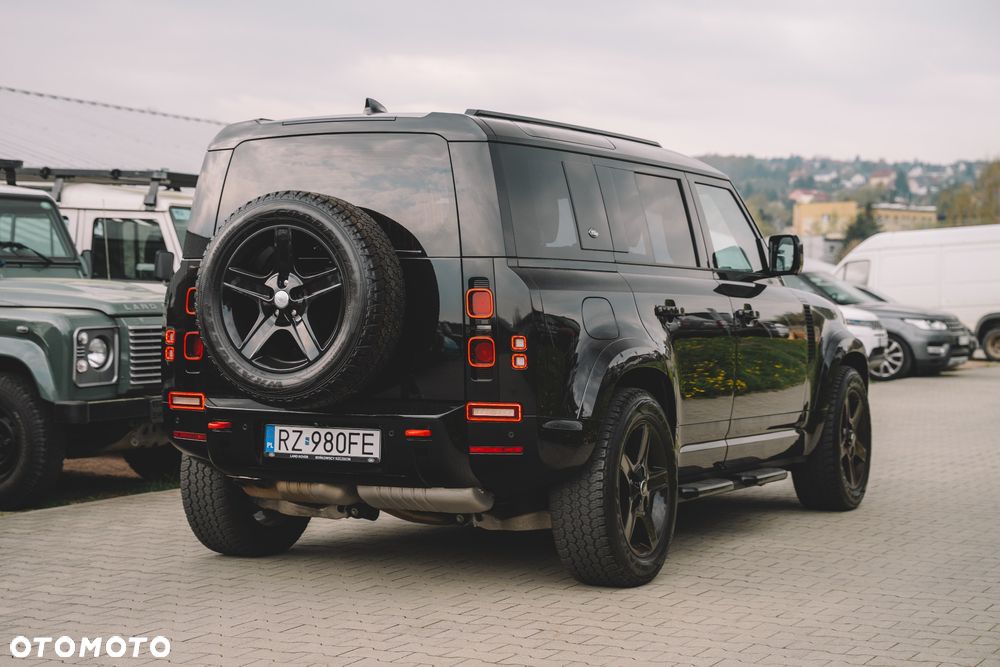 Land Rover Defender 3.0 D300 mHEV SE - 8