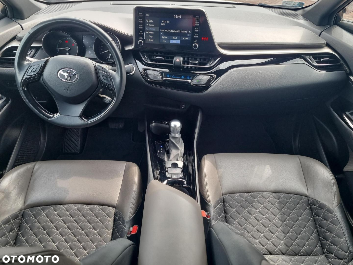 Toyota C-HR - 3
