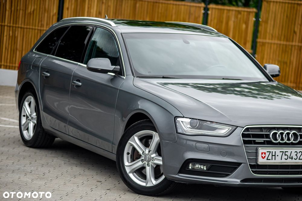 Audi A4 Avant 2.0 TFSI Quattro S tronic - 4