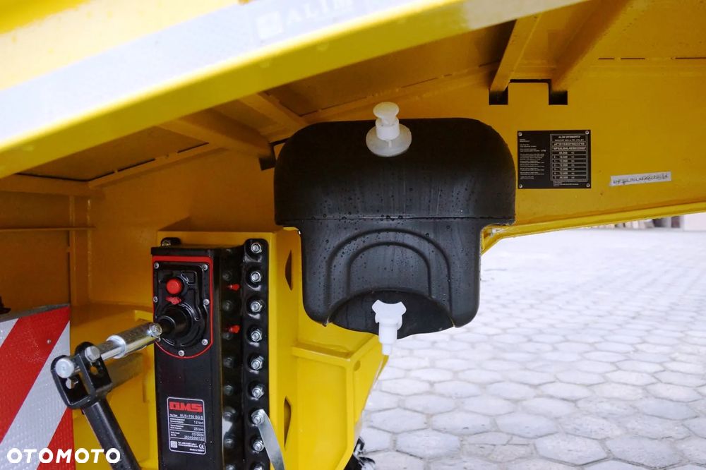 Inny NISKOPODWOZIOWA 4 OSIOWA - 13.600MM - ŁADOWNOŚĆ BEZ POZWOLEŃ 40T - 18