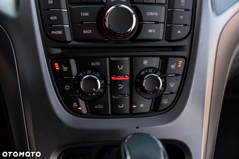 Opel Astra 1.4 Turbo Automatik Cosmo - 32