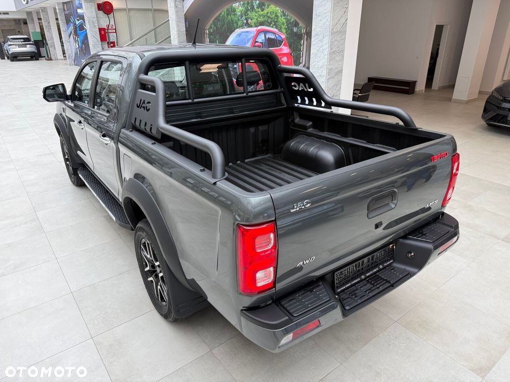 JAC T8 PRO Standard - 24