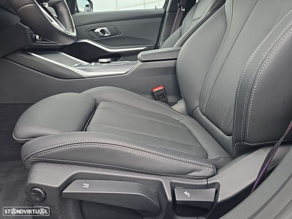 BMW 320 d Pack Desportivo M Pro Auto - 15