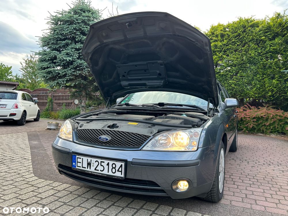 Ford Mondeo 2.0 Trend - 37