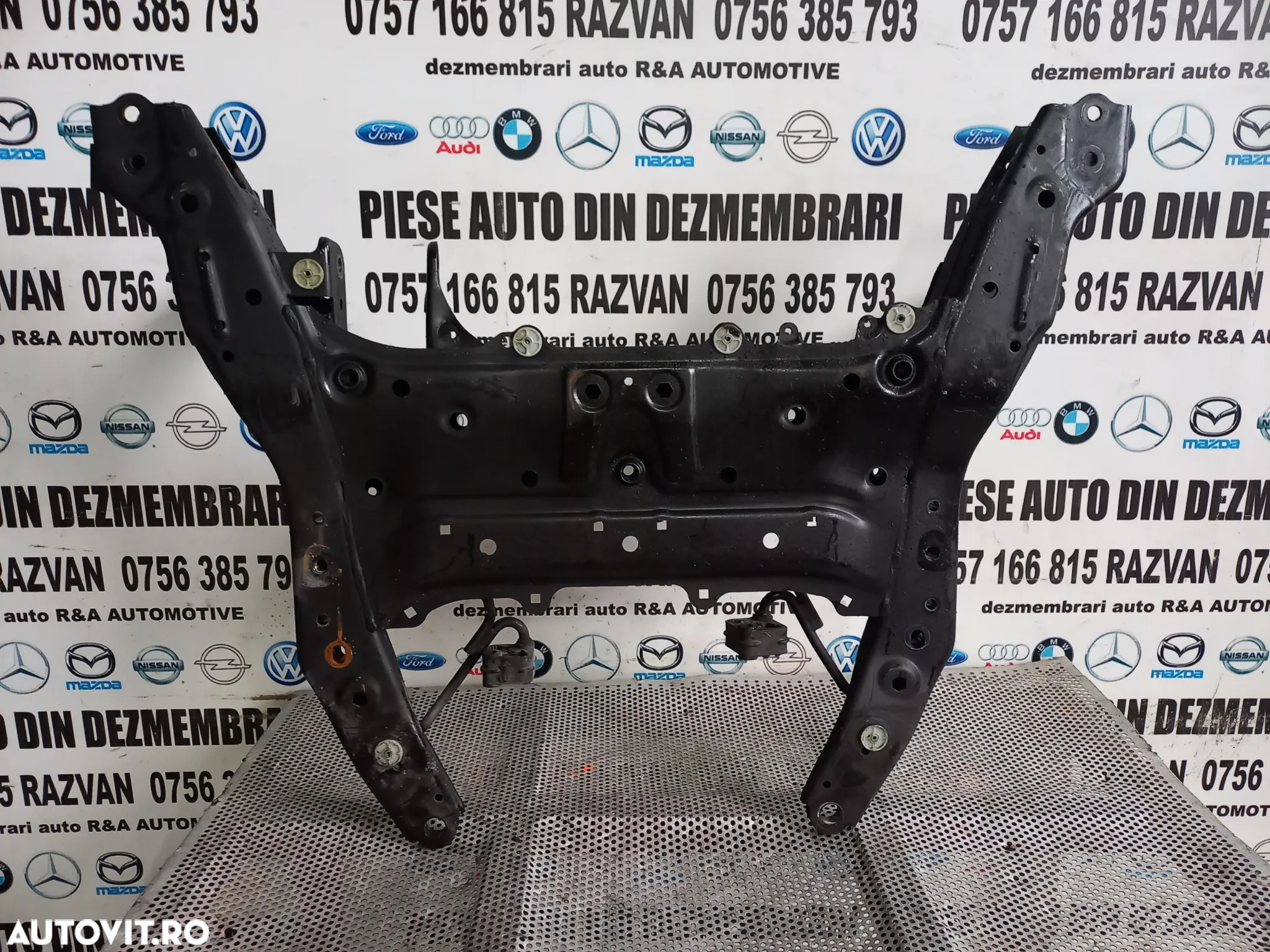 Jug Motor Punte Fata Bmw F45 F46 F40 X1 X2 F39 F48 Cod 6872729 - 2