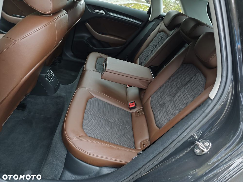 Audi A3 Sportback - 19