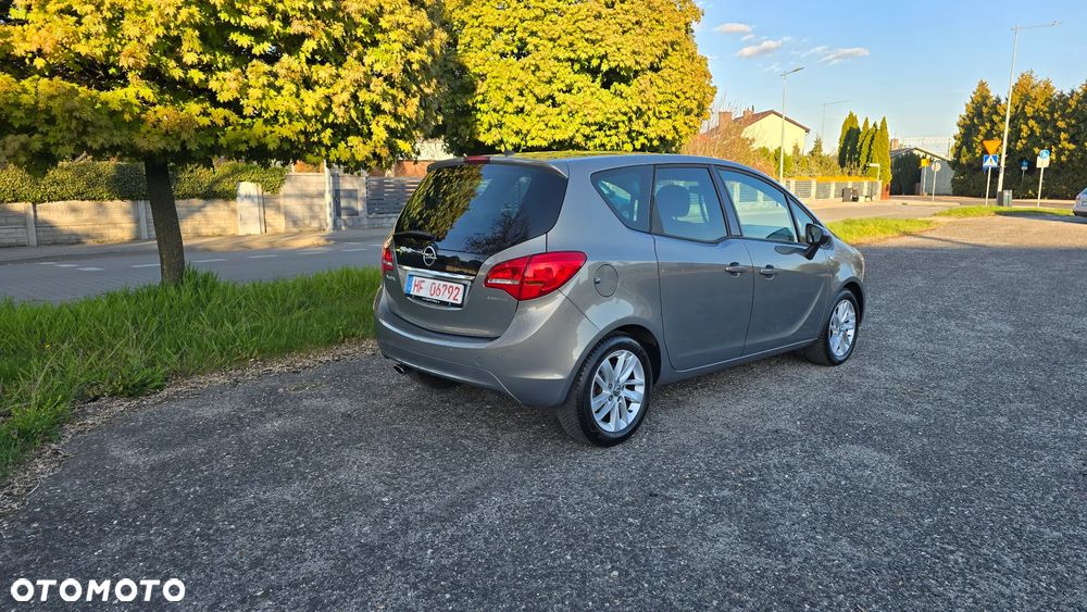 Opel Meriva - 38