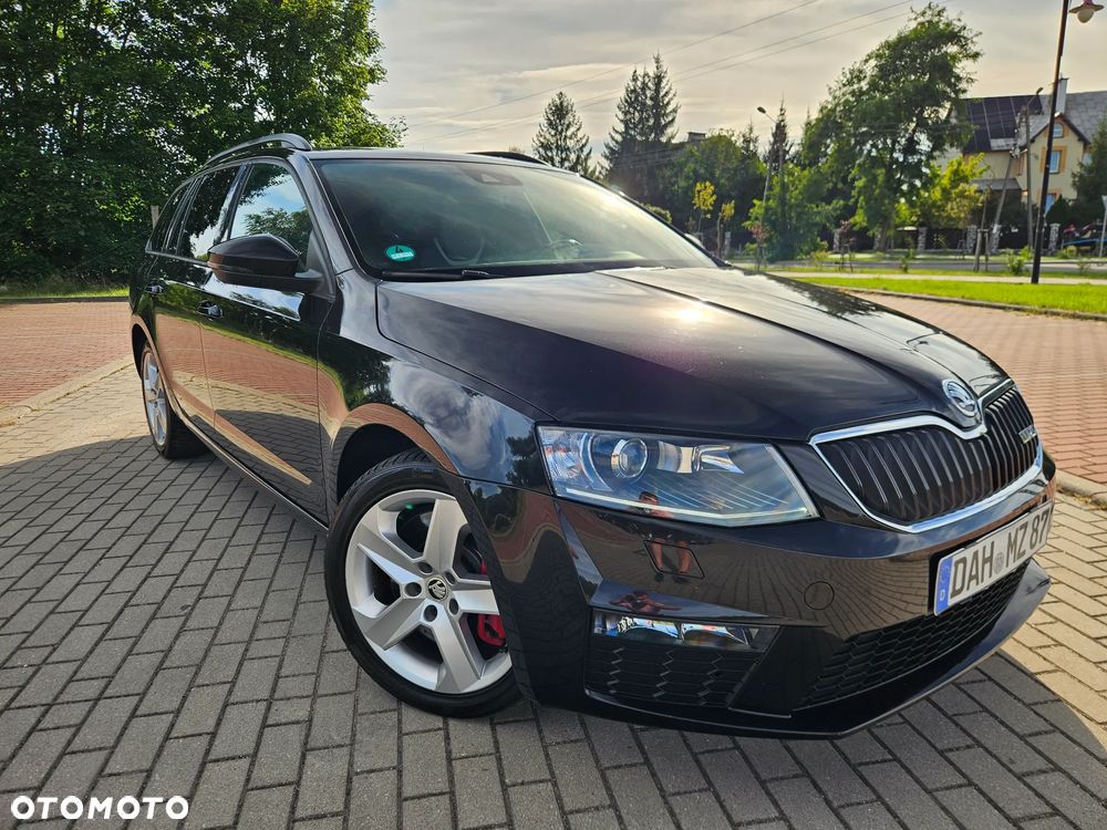 Skoda Octavia 2.0 TDI DSG RS - 3