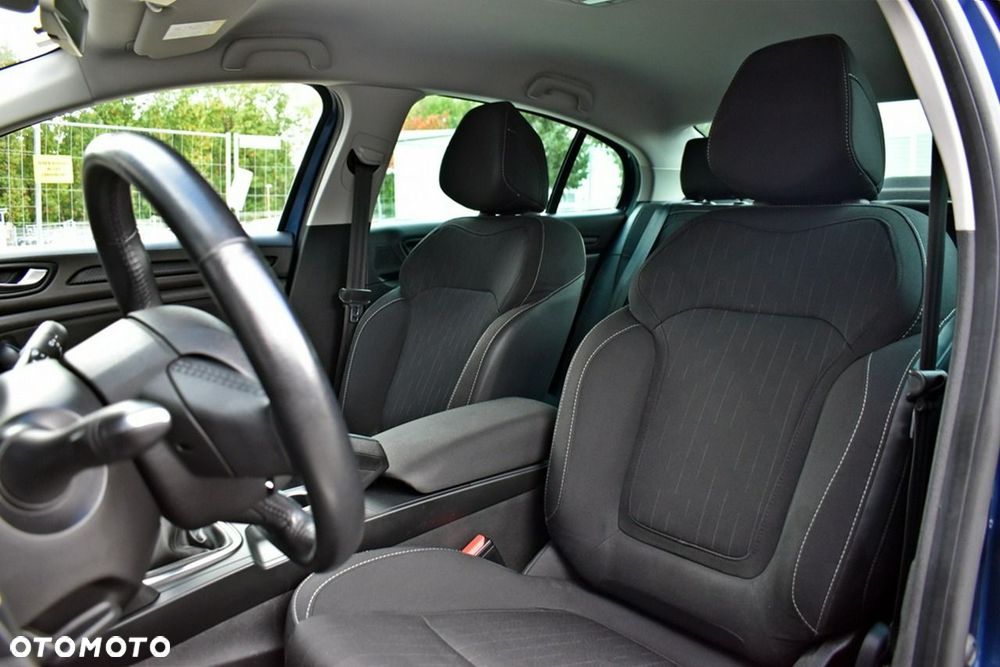 Renault Megane 1.3 TCe FAP Limited - 10