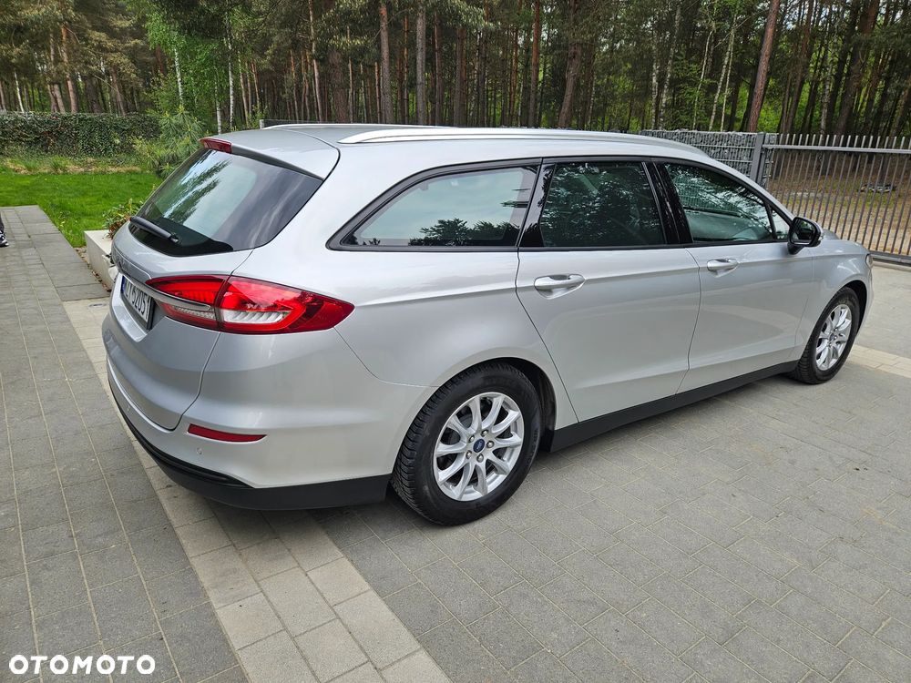 Ford Mondeo 2.0 TDCi Ambiente - 11