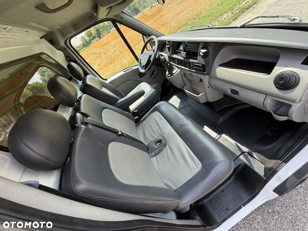 Renault Master * 2.5 / 120KM * L1H1 * Furgon / Blaszak * - 36