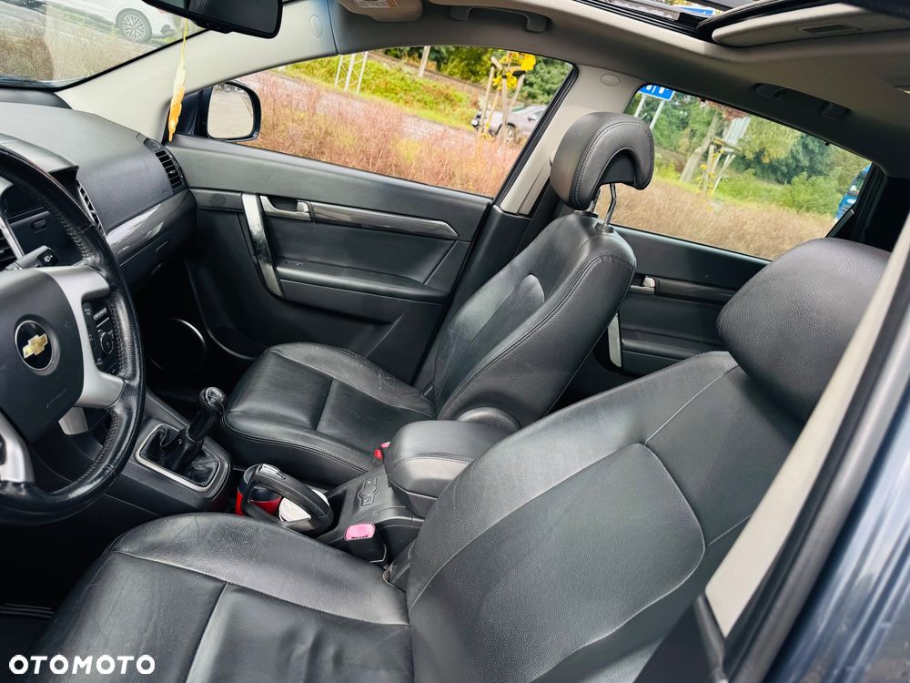 Chevrolet Captiva 2.4 4WD 7 Sitzer LT - 26