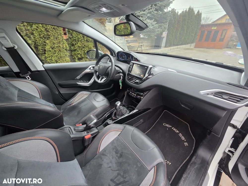 Peugeot 2008 PureTech 110 Stop&Start Crossway - 17