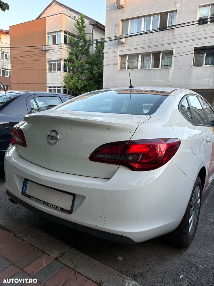 Opel Astra - 3