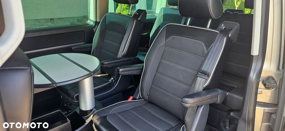 Volkswagen Multivan - 18