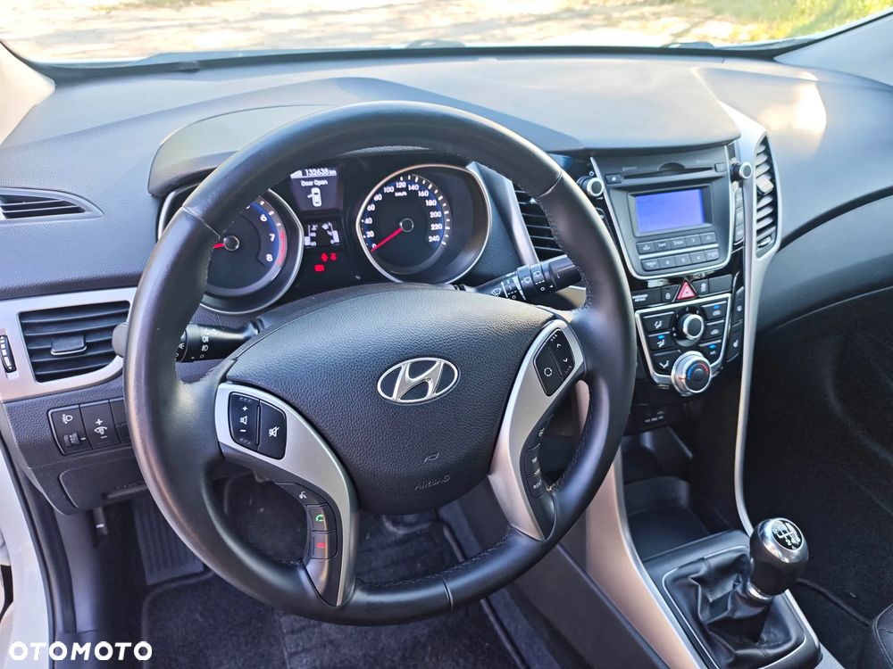 Hyundai i30 1.4 Trend - 28