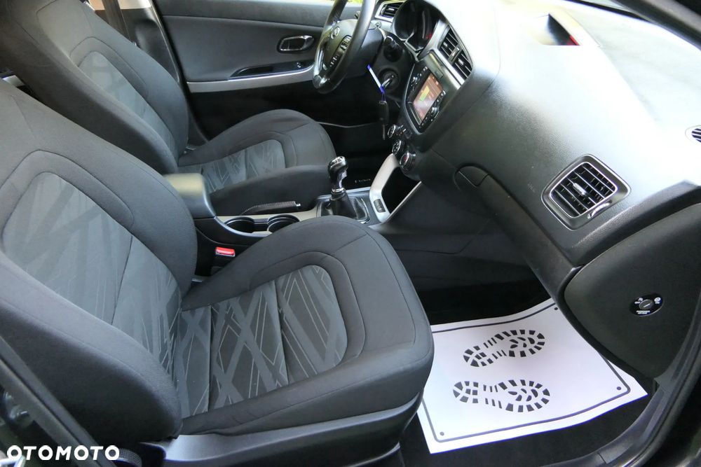 Kia Ceed 1.6 GDI Business Line - 19