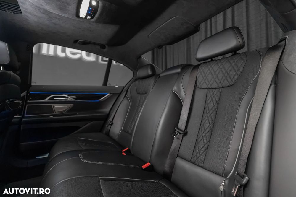 BMW Seria 7 740d xDrive - 30